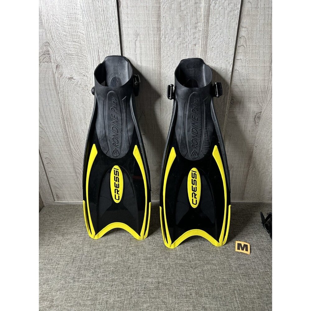 Cressi Palau Black Yellow Scuba Swim Long Fins Mens Size M/L 8.5-11 ****READ****